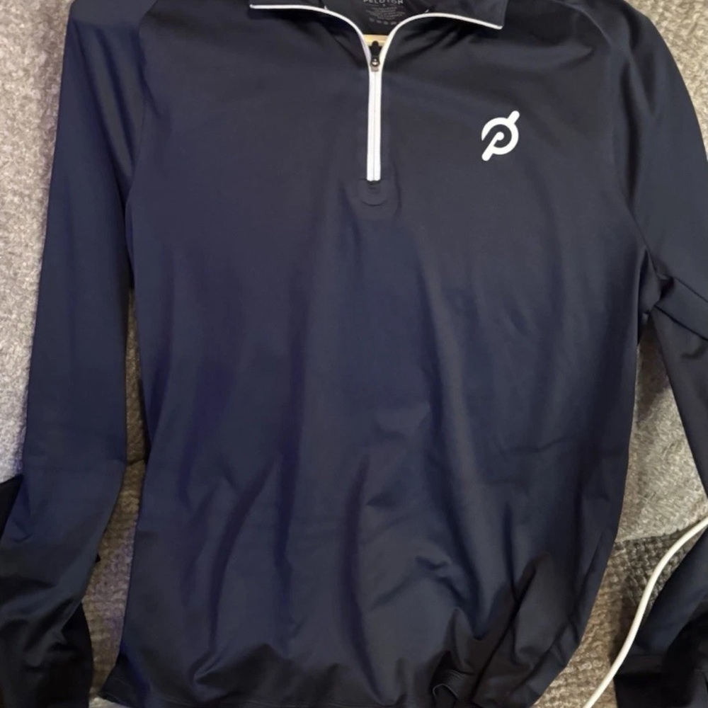 Peloton 1/4 zip navy active wear